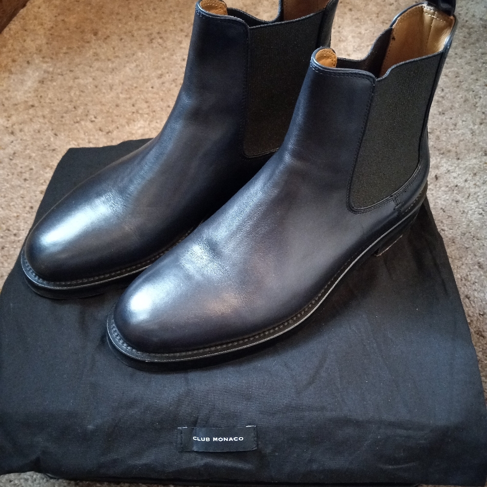 Club Monaco  Boots